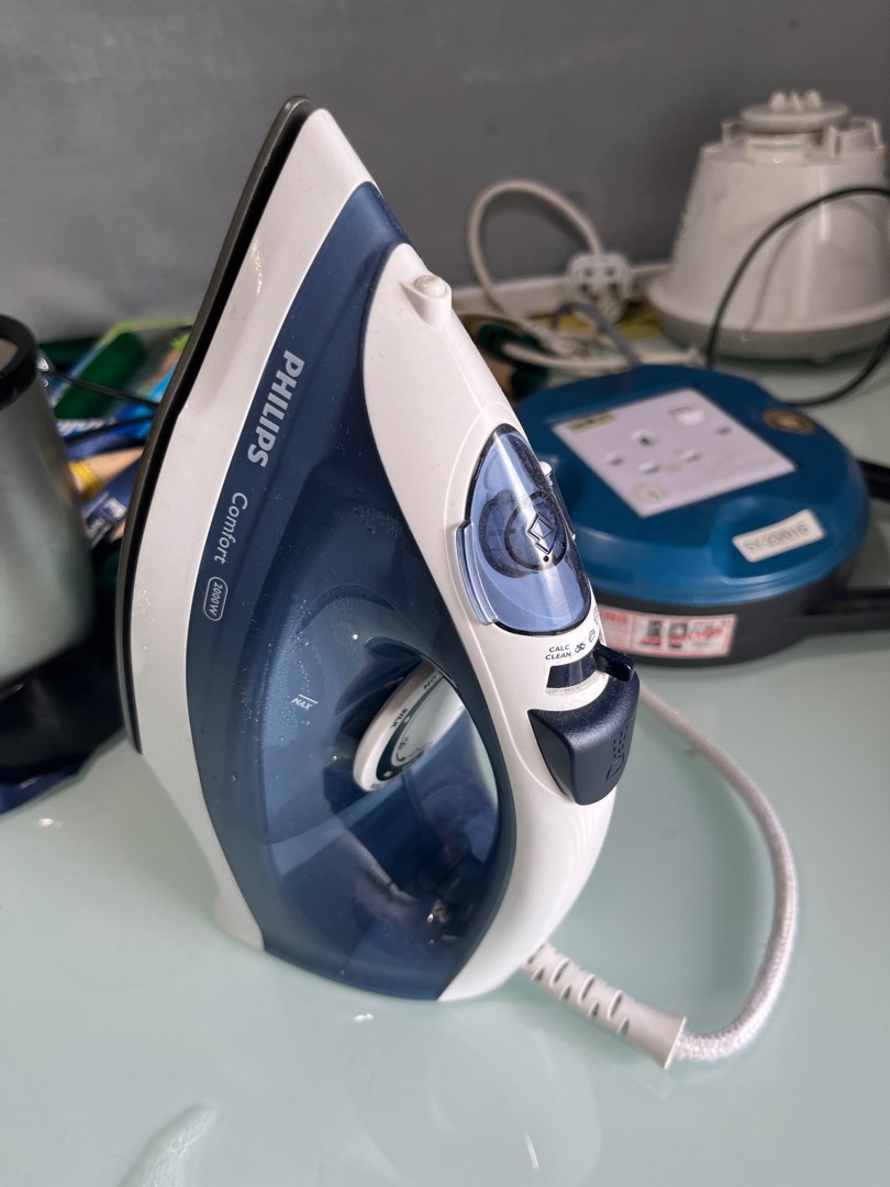 Philips comfort 2000w steam iron store