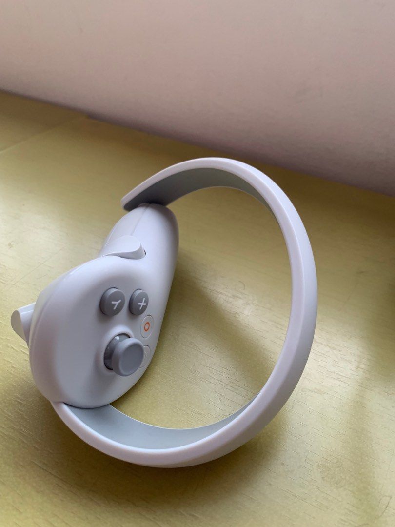 Pico 4 (128 GB) with AMVR facial interface , Video Gaming, Gaming ...