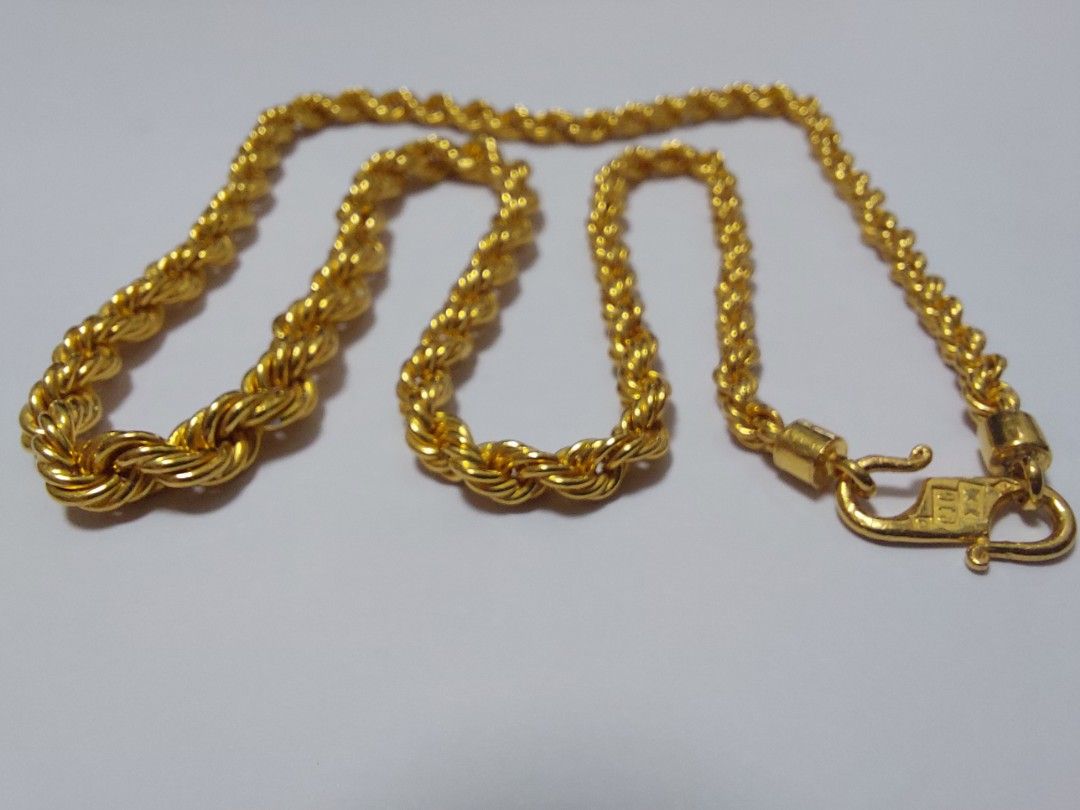 Fat gold hot sale chain necklace