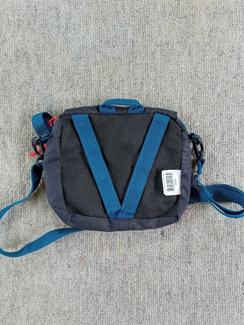 QUECHUA SLING BAG on Carousell