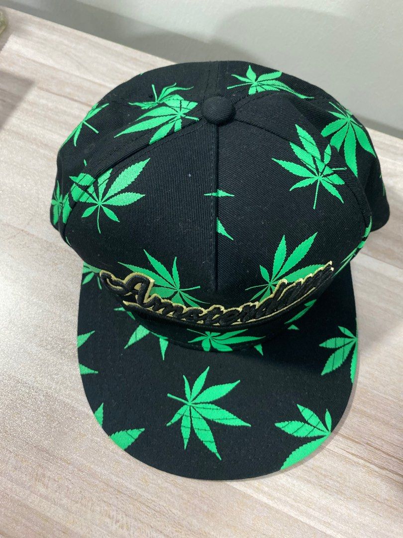 Robin Ruth Cap (Category: Caps & Hats) located in Singapore. Submitted by leiennn (Listing ID 1237101875, Image 2). Description: Robin Ruth Cap Brand new doesnt come with original packaging or tag In good condition self pickup at unit.