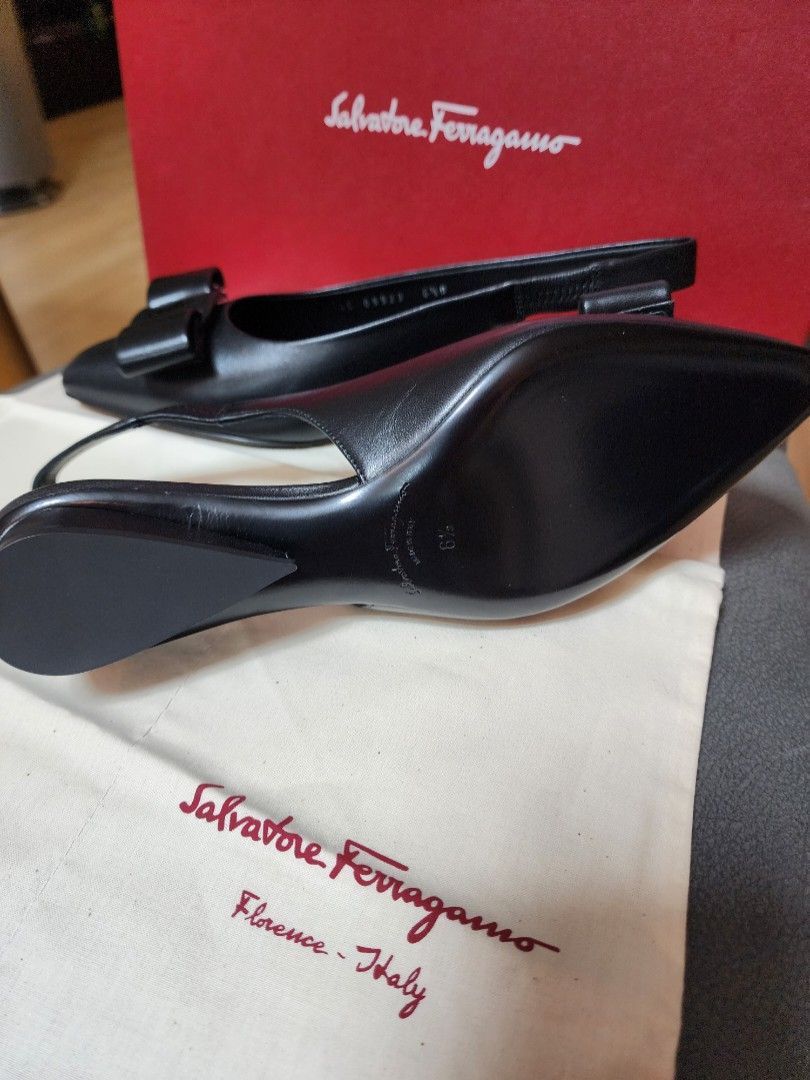 ferragamo viva slingback