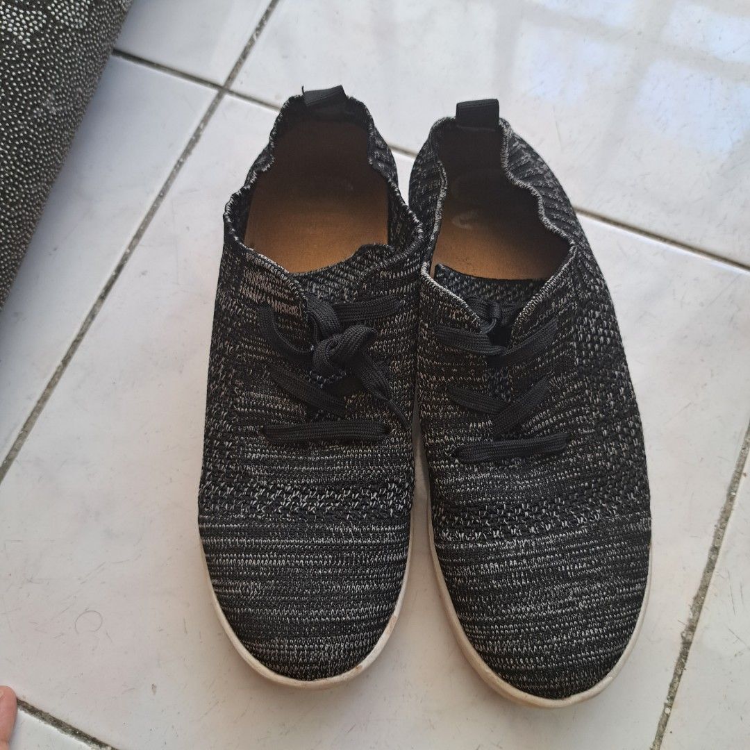 scholl biomechanics shoes