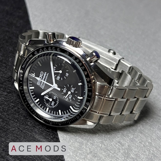 Seiko Mod Speedmaster With Black Dial, Men's Fashion, Watches ...