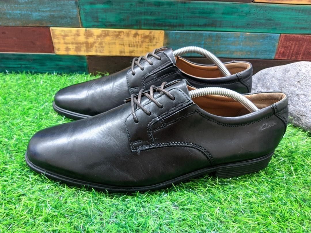 Sepatu Clarks 15770 Men s Tilden Plain II Loafer Black Leather