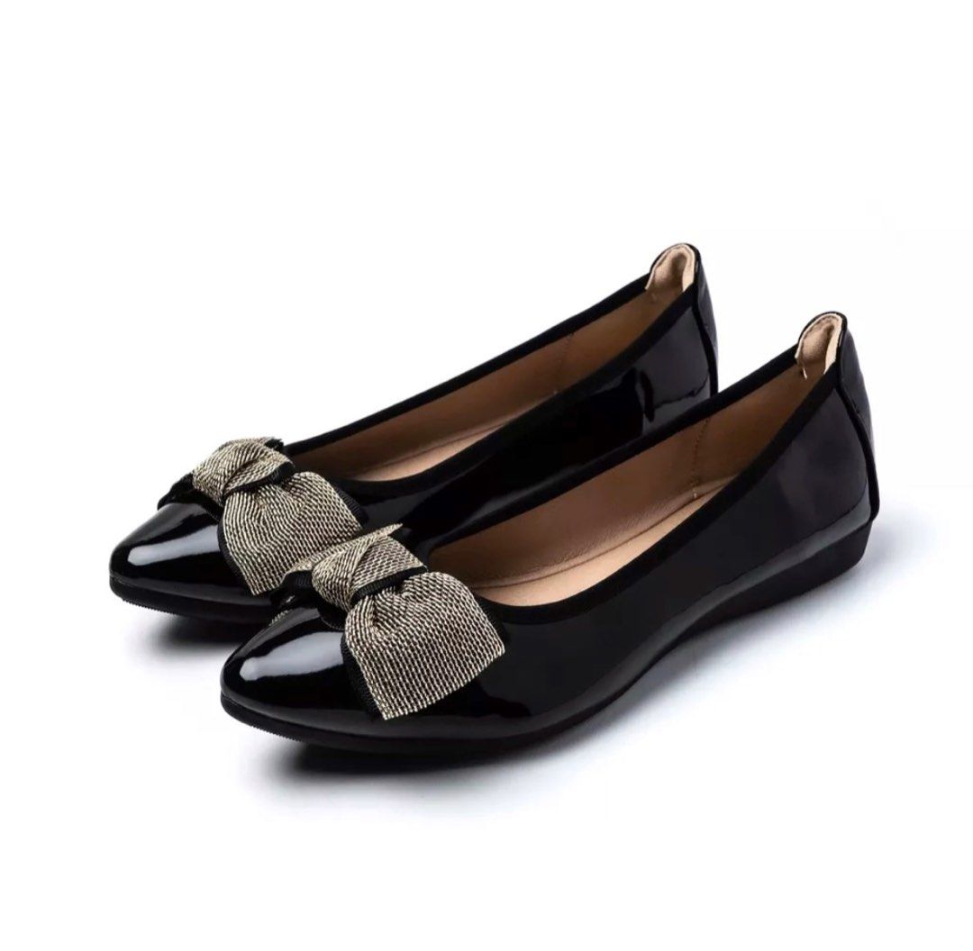 Flat hot sale shoes empuk