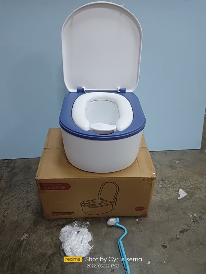 Simulated Potty with free brush / kiddie toilet seat, Babies & Kids