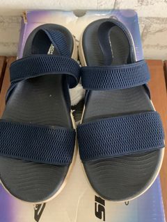 Skechers sandals eu36