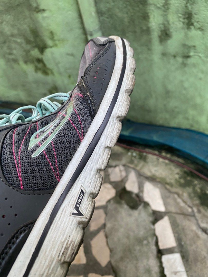 Skechers women size store 9