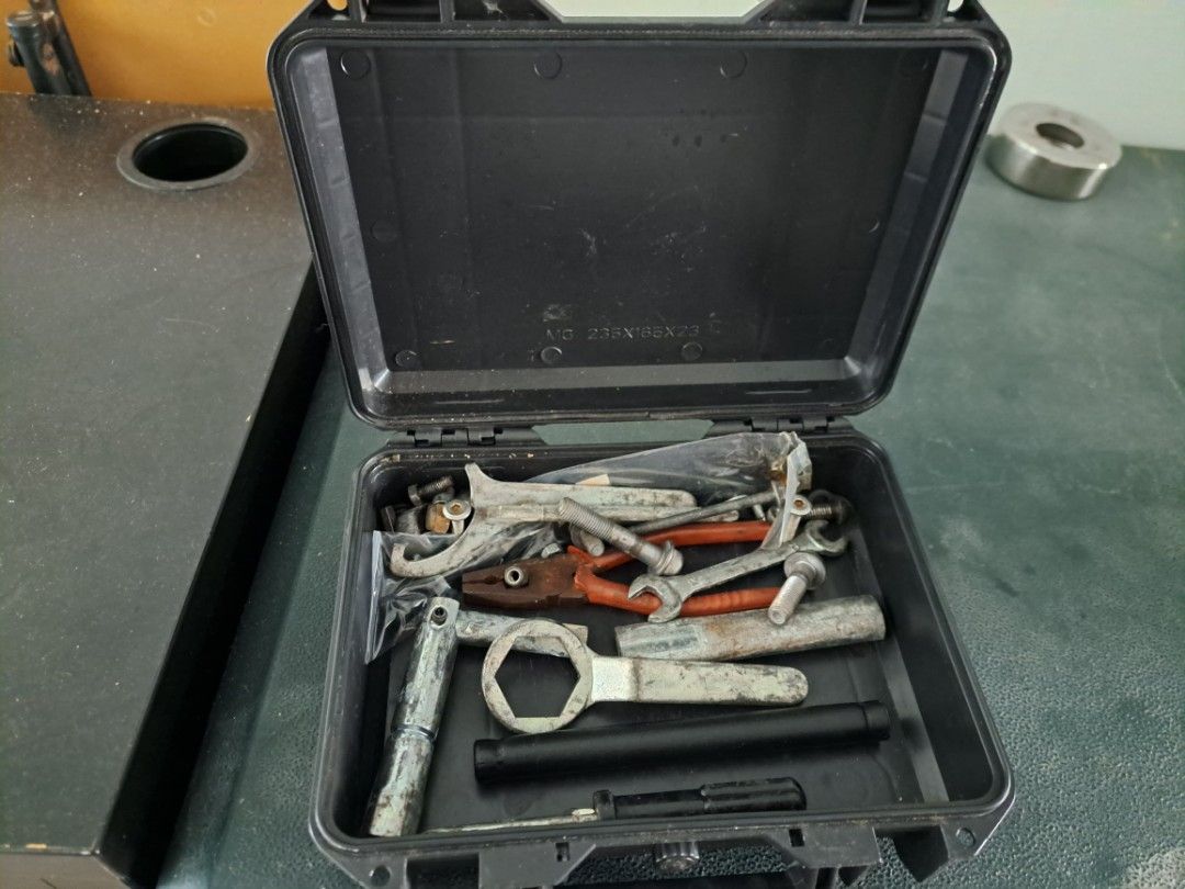 Small box (Category: Motorcycle Accessories) located in Singapore. Submitted by nmf14 (Listing ID 1237115236, Image 3). Description: Small box that can be installed on motorcycle, does not include base plate..