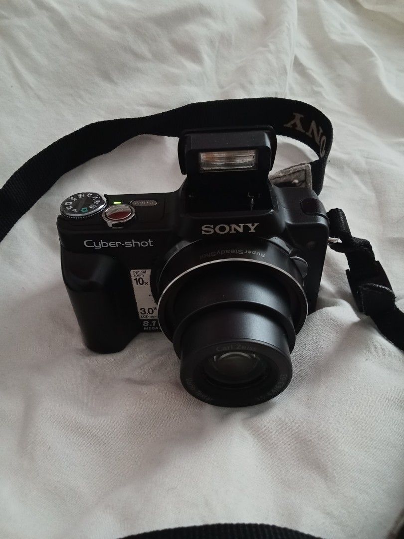 Sony Cybershot DSCH10, Photography, Cameras on Carousell