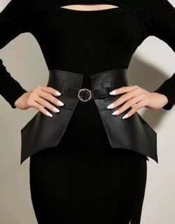 Stylish peplum black belt