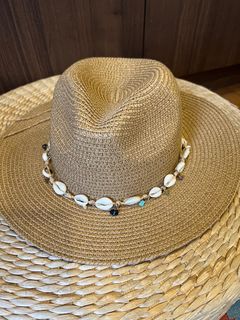 (Category: ) located in . Submitted by prelovedbrandsbysas (Listing ID 1237006390, Image 1). Description: .