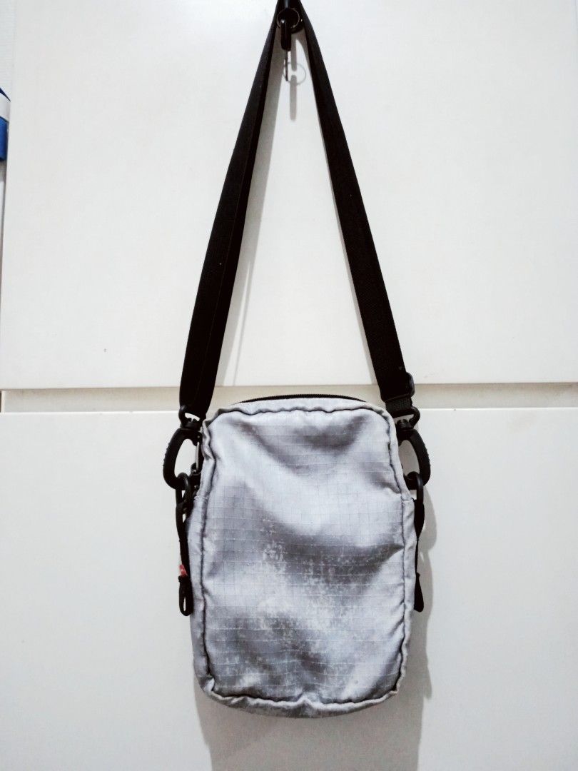 Supreme the north face shop metallic shoulder bag silver