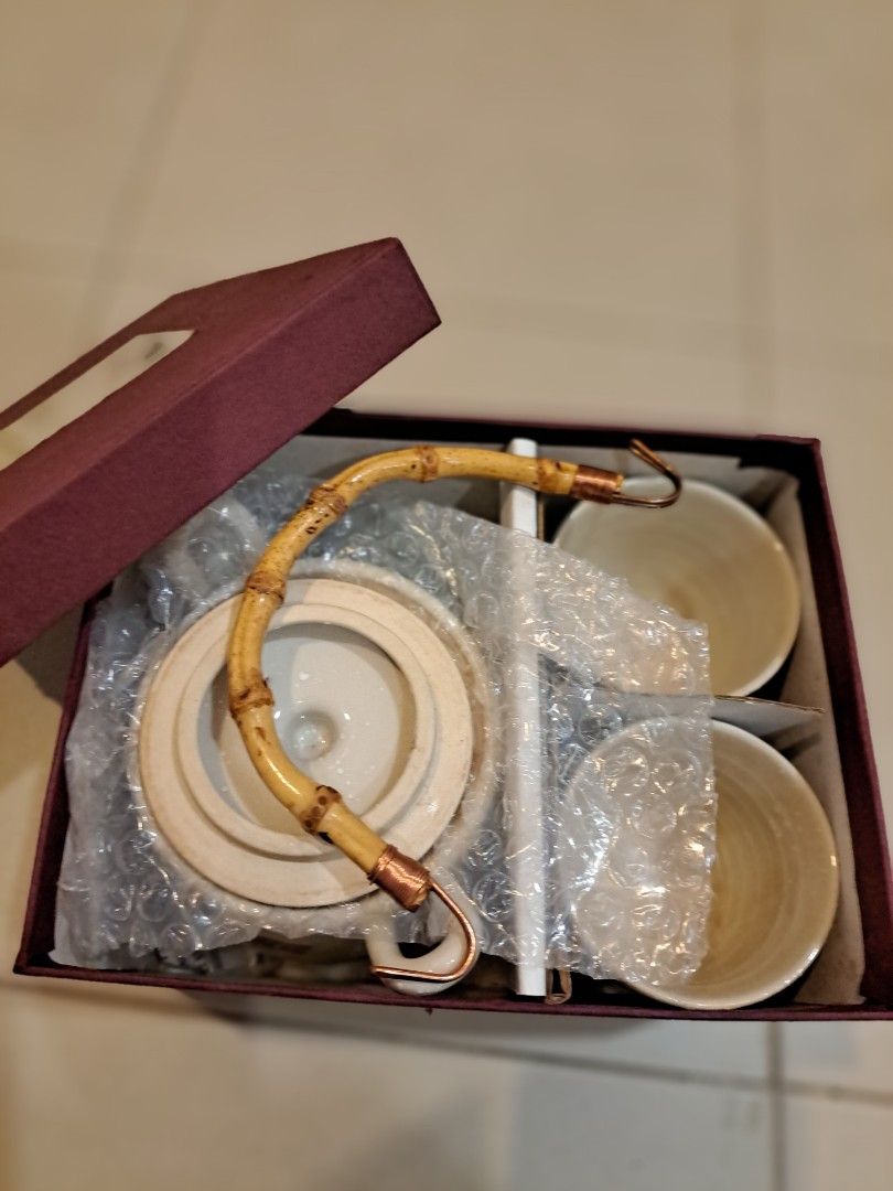Teapot set, Furniture & Home Living, Kitchenware & Tableware, Coffee ...