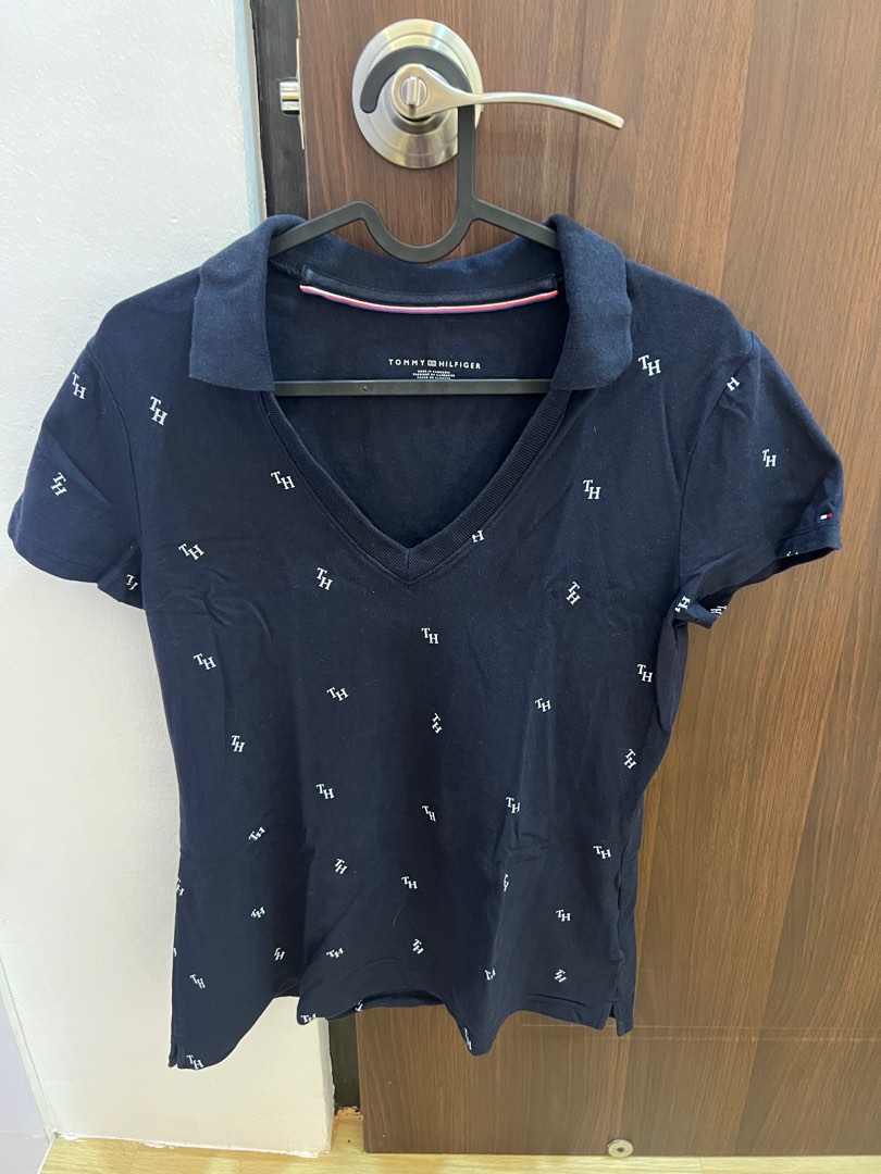 Tommy Hilfiger Blouse, Women's Fashion, Tops, Blouses on Carousell