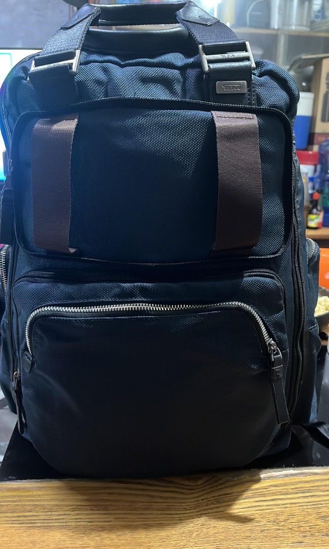 Tumi glorietta shop