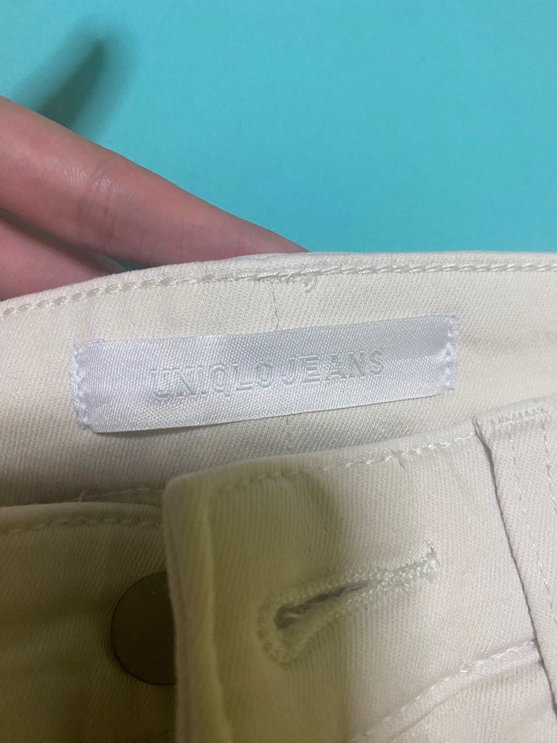 Uniqlo Cream Skinny Jeans, Women's Fashion, Bottoms, Jeans & Leggings