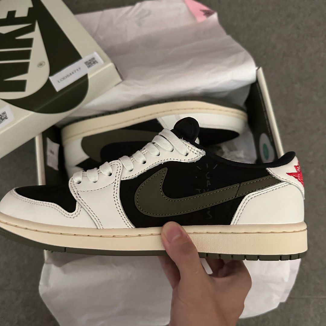 US9 W Travis Scott Nike Air Jordan 1 Retro Medium Olive Men s