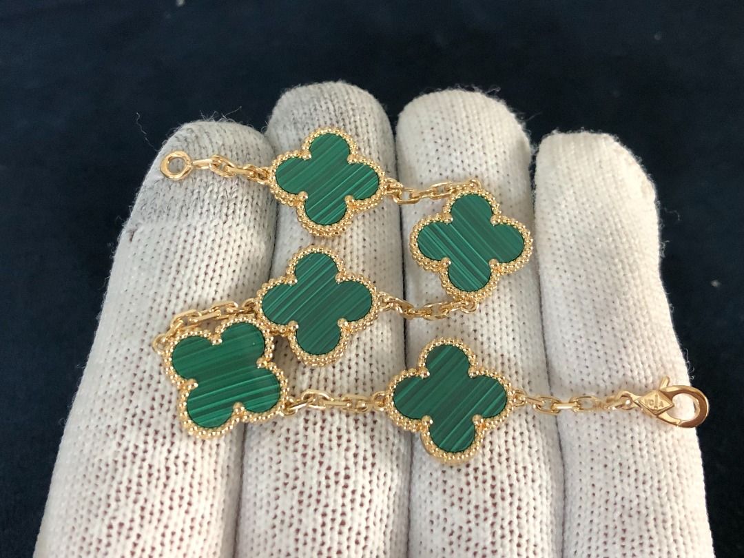 Green alhambra bracelet deals