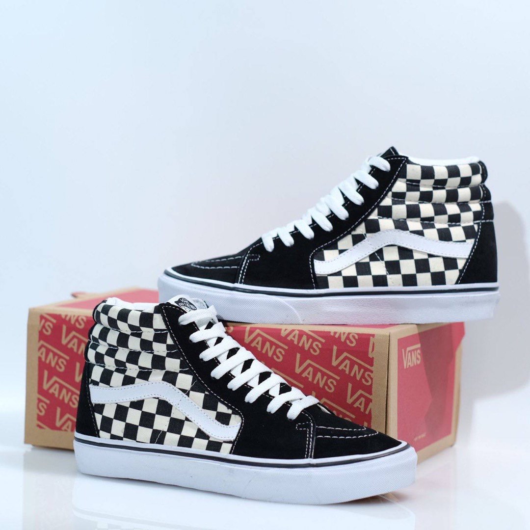 Vans Sk8 Hi Black White Checkerboard, Fesyen Pria, Sepatu , Sneakers di  Carousell