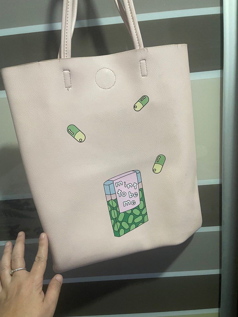 Vertical Tote Pink Bag (Category: Tote Bags) located in Cavite. Submitted by mcbfave (Listing ID 1237044492, Image 3). Description: magnetic lock material: PVC size: 12"W x 14"H sf c/o buyer.
