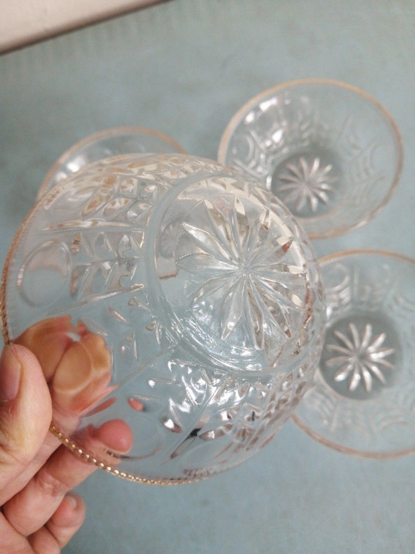 Vintage Glass Bowls Embossed Design Gold Rim, Hobbies & Toys