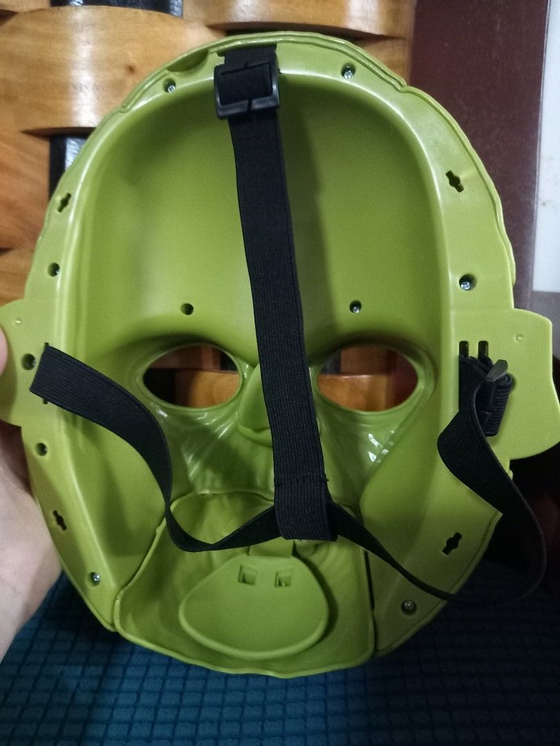 Yoda electronic mask, Hobbies & Toys, Memorabilia & Collectibles