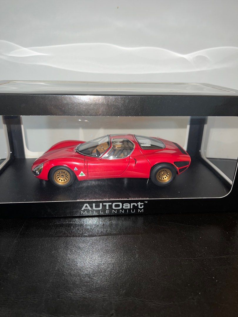 1/18 Autoart Millenium Alfa Romeo 33 Stradale Prototype, Hobbies