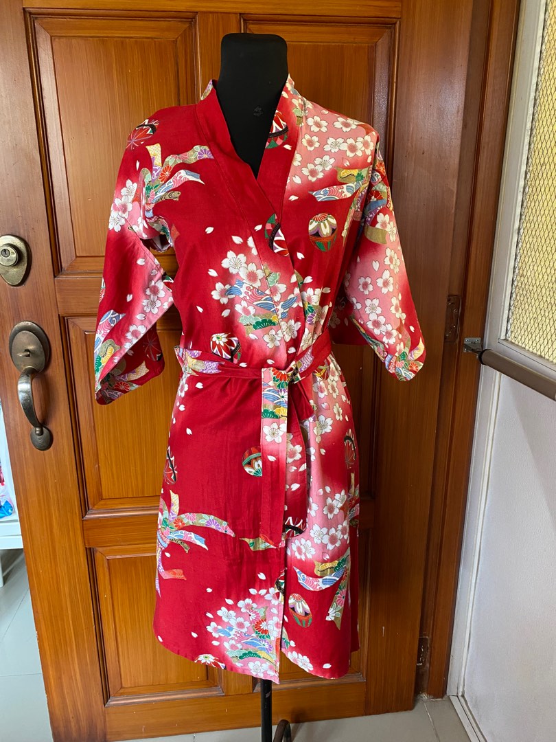 1550 Japanese Robe on Carousell