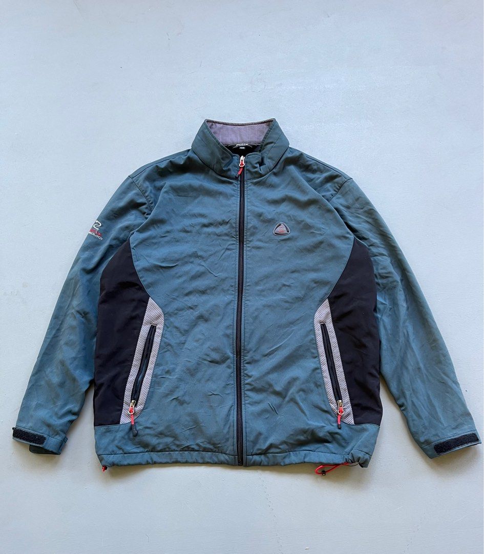 Activ Jacket, Men's Fashion, Coats, Jackets and Outerwear on Carousell