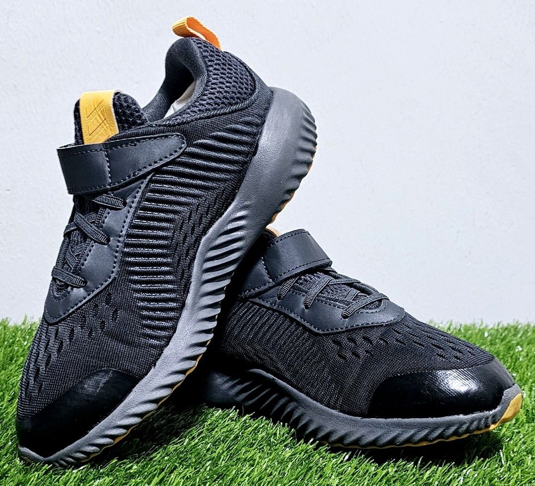 Adidas 2025 alphabounce winter