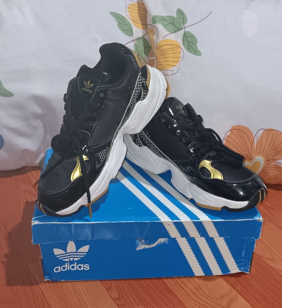 Adidas falcon noir femme online