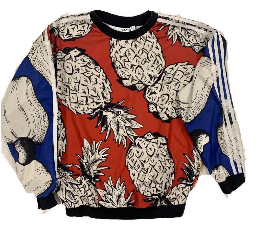 ADIDAS ORIGINALS X FARM RIO Pineapple Pullover with Pockets (Category: Activewear) located in Cebu City. Submitted by anniedeuxtrois (Listing ID 1237324392, Image 2). Description: Limited Edition Adidas x Farm Rio collection for summer. 100% Polyester Graphic color block pineapple print. Used this a lot for casual meetings. Amazing paired with cycling shorts and even chic with a good pair of black trousers. Size: M.