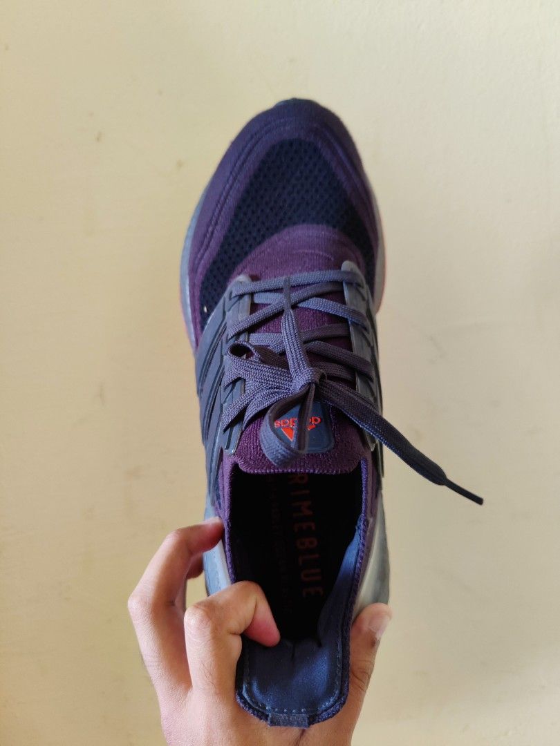 Adidas Ultraboost (Category: Sneakers) located in Kuala Lumpur. Submitted by monnnnnnn (Listing ID 1237343821, Image 3). Description: Adidas Ultraboost. Size 7UK. Dijaga & dipakai dengan cermat. Jualan untuk majlis kahwin 😁.