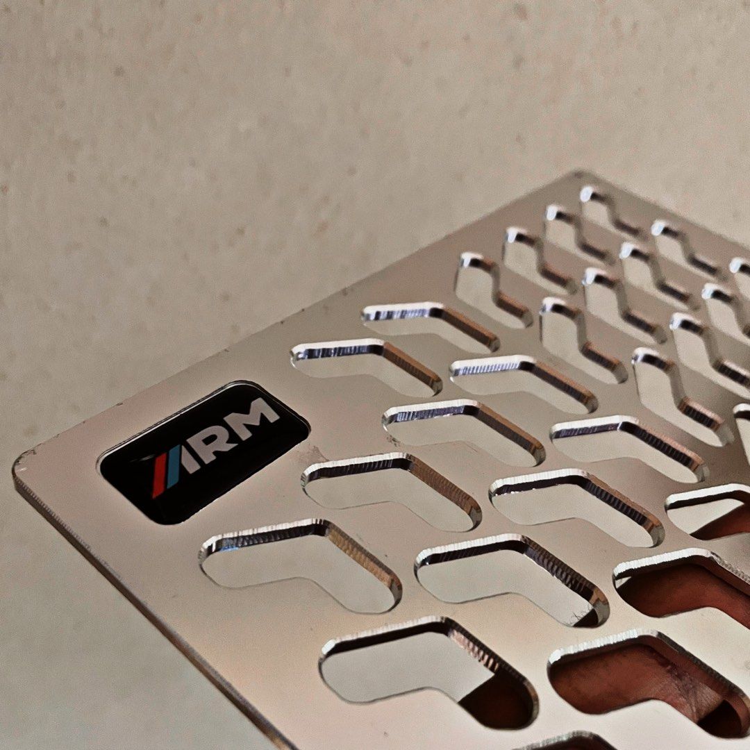 Aerox Radiator Cover, Motorcycles, Motorcycle Accessories on Carousell