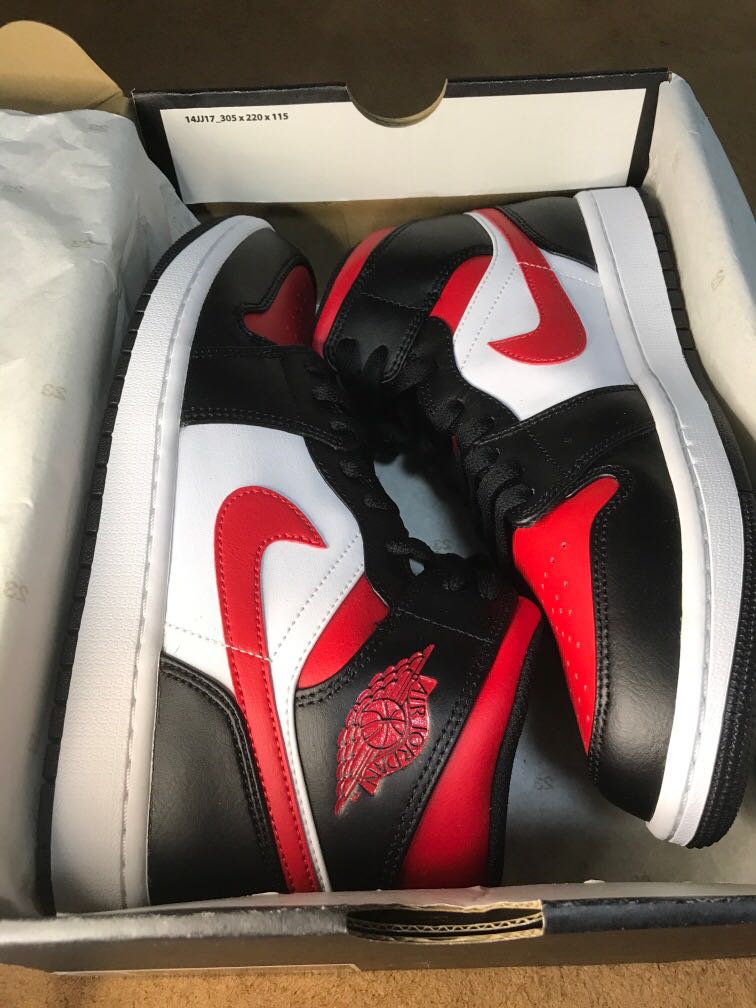 nike jordan 1 mid black fire red