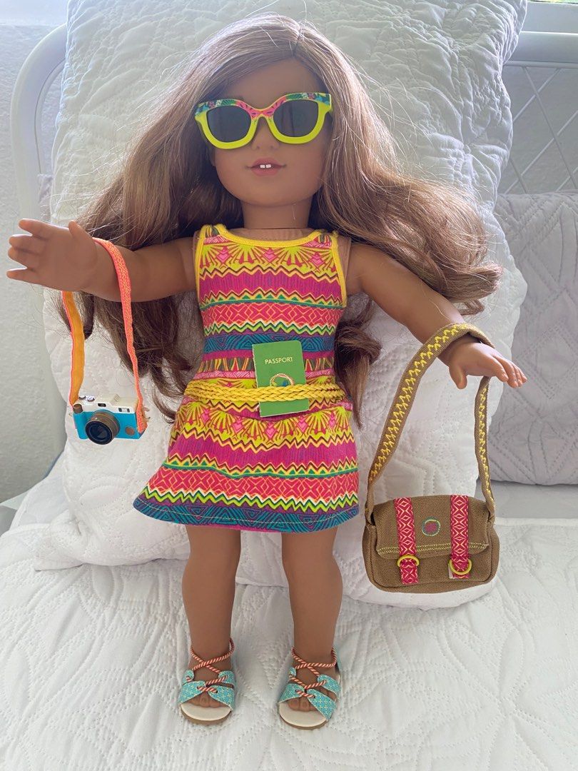 Lea clark top doll