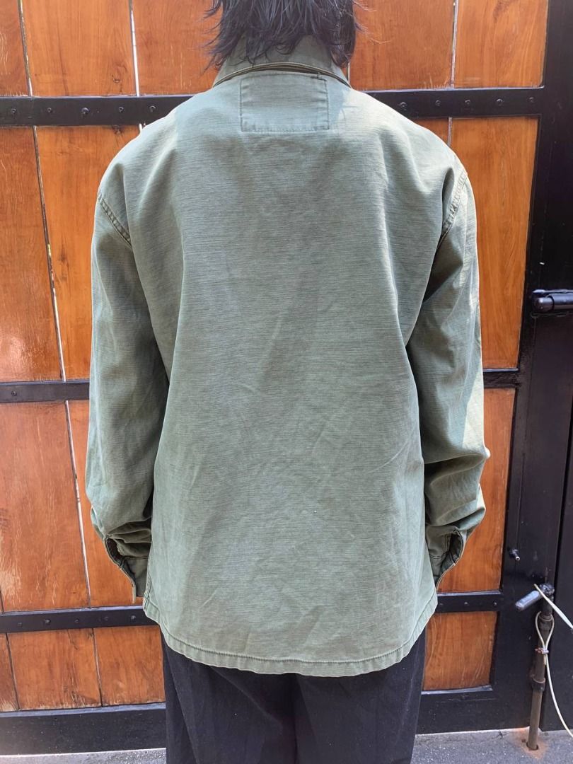 Army / Military Jacket Forever 21 (Category: Tshirts & Polo Shirts ) located in Makati City. Submitted by dims69 (Listing ID 1237201408, Image 3). Description: Price: 400 + Sf Dimes: 20.5 x 26.5 DM FOR PURCHASE.