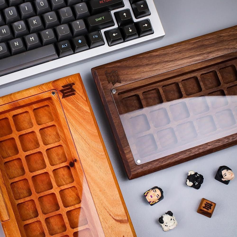 [Artisan Keycap Display Case] Iron Meets Wood Canvas R2, Computers
