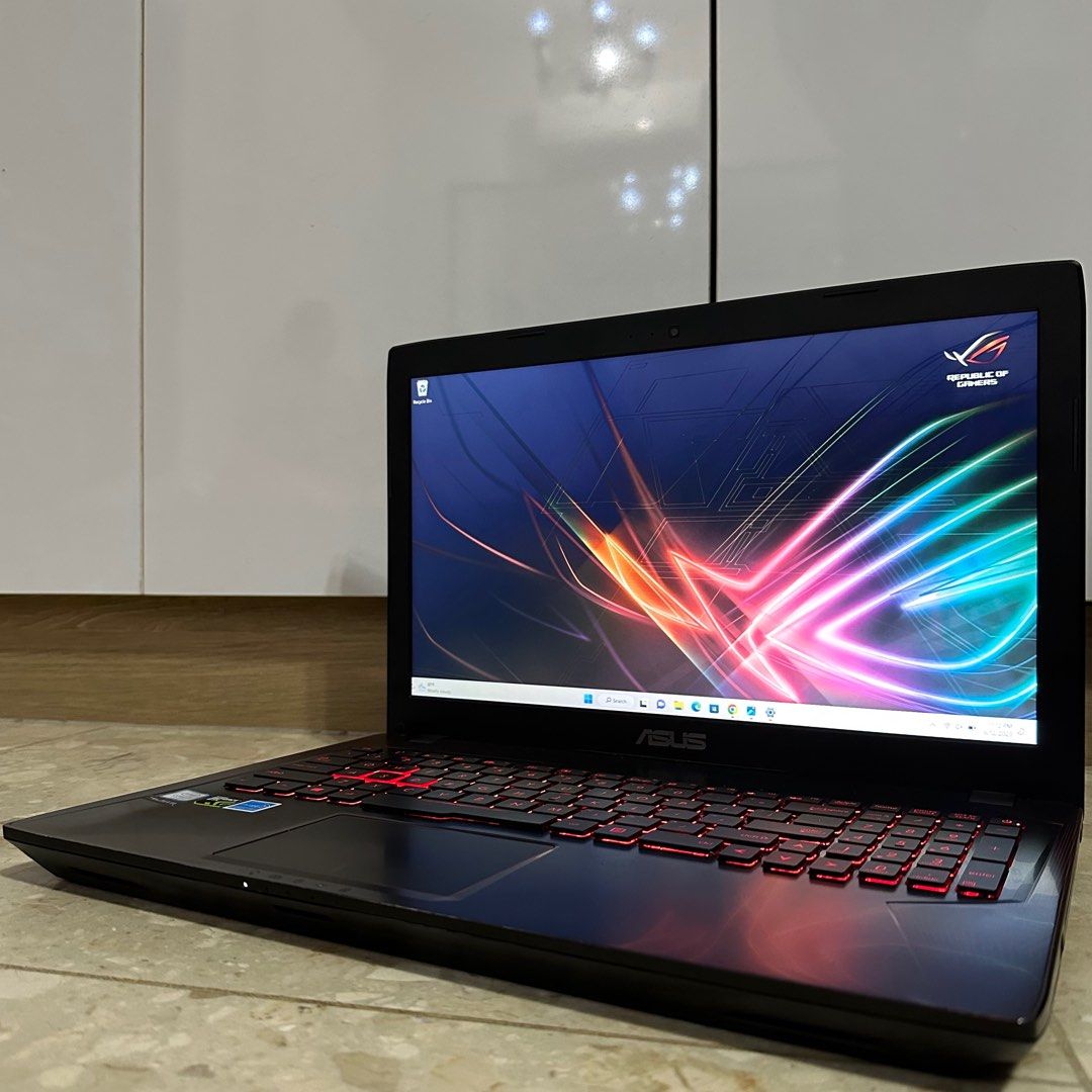Gaming laptop 1050 hotsell