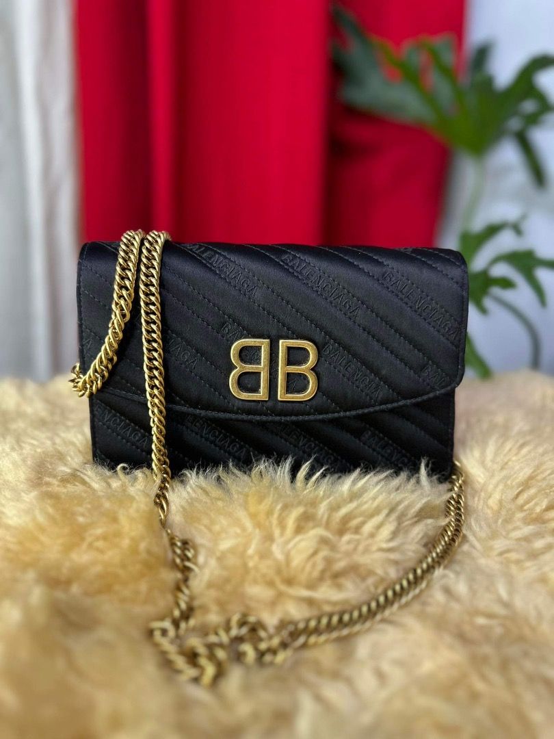 Balenciaga woc sales bag