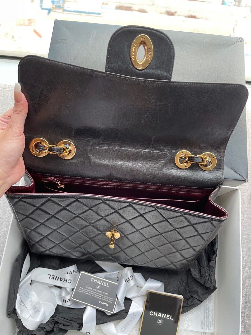 Real chanel hotsell bag inside