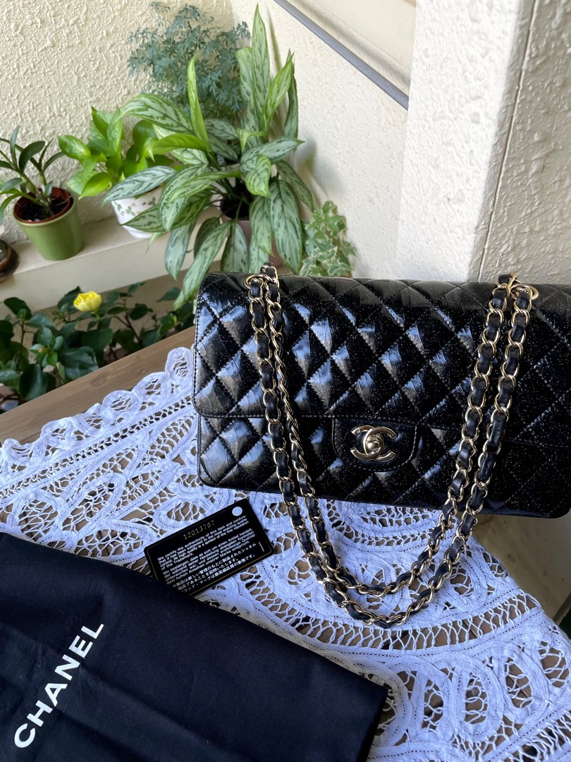 A Closer Look at the New Chanel 22 - PurseBlog