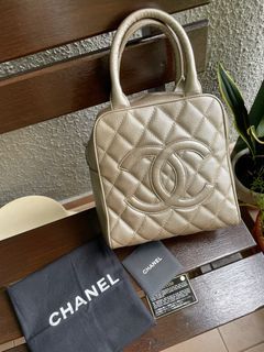 Chanel Denim Deauville Bowling Bag Dark Blue – Coco Approved Studio