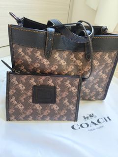 (Category: ) located in . Submitted by luvbags (Listing ID 1237191592, Image 1). Description: .