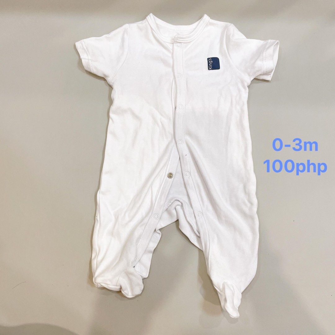 Baby bodysuit onesie 0-3 months (Category: Babies & Kids Fashion) located in Rizal. Submitted by lemiebee (Listing ID 1237304046, Image 1). Description: .