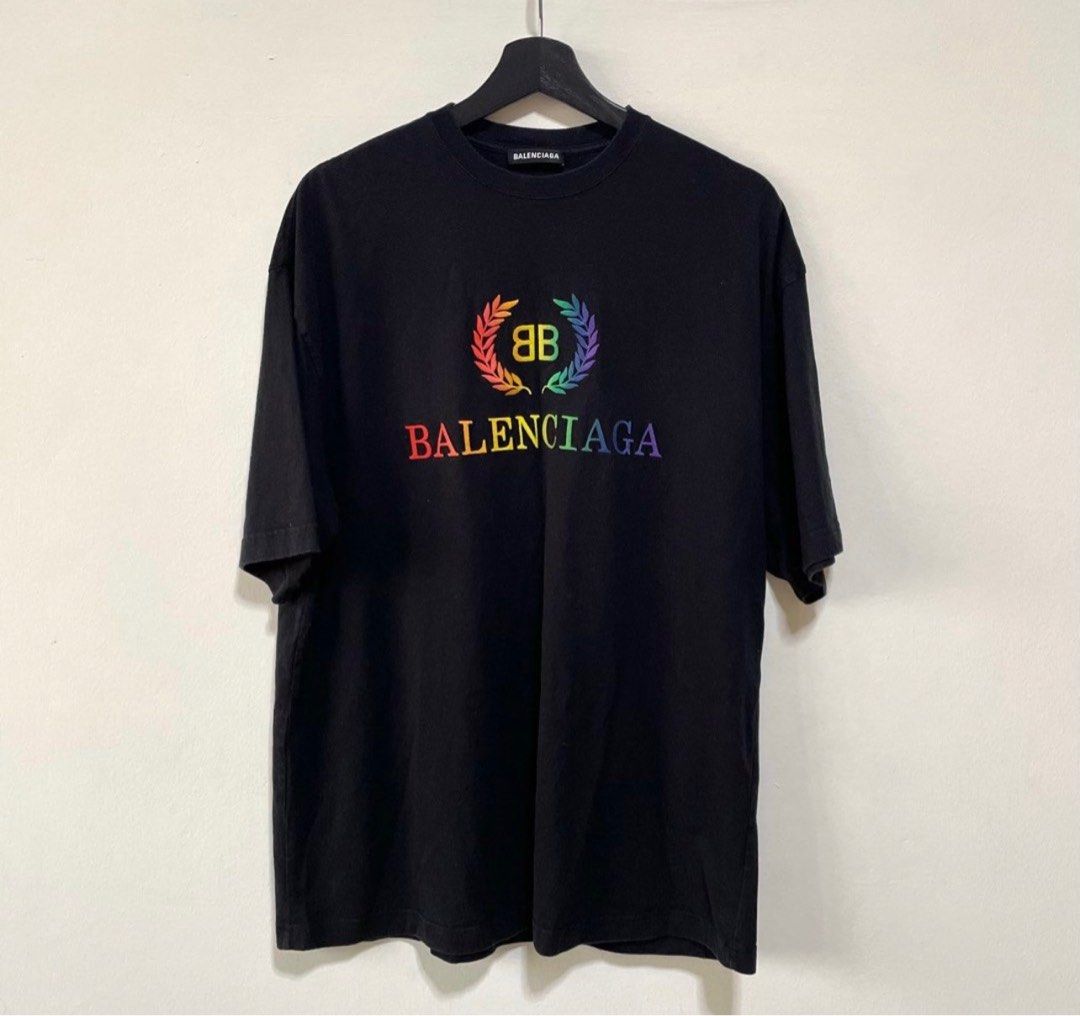 Balenciaga crest tee outlet