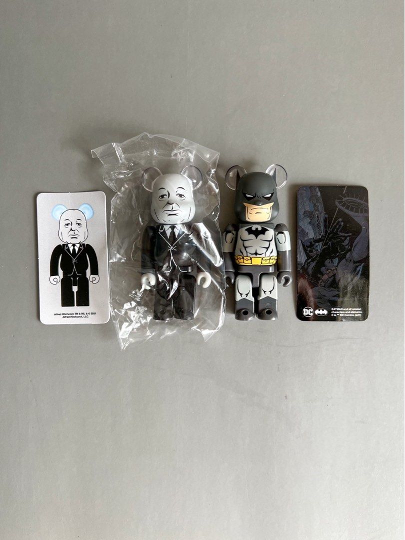 Bearbrick Alfred Hitchcock 1000 – Medicom Toys – Figurine Collection – 1000%