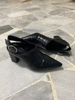 (Category: ) located in . Submitted by affordableapparel (Listing ID 1237295016, Image 1). Description: .